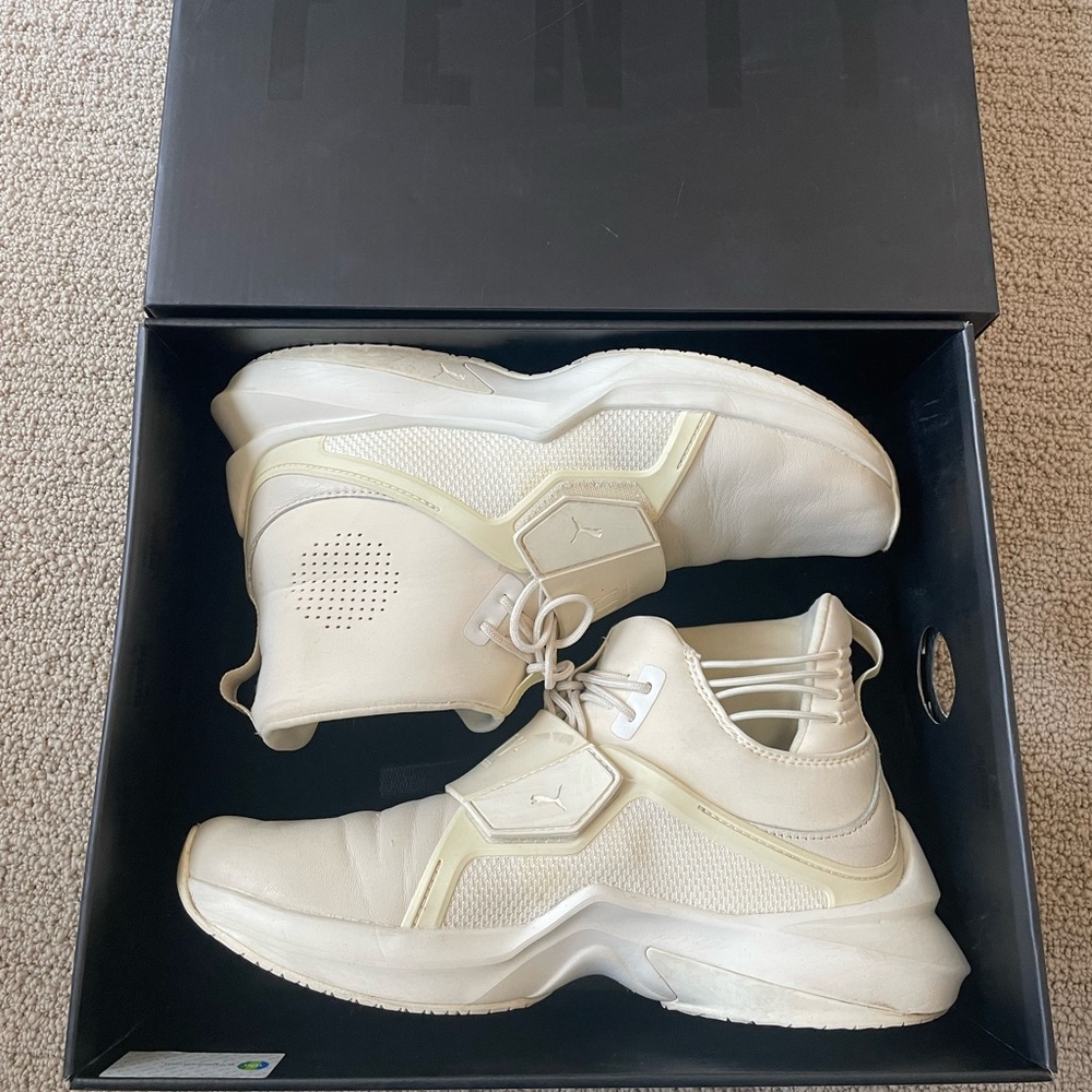 Puma Fenty Sneakers ‘The Trainer Hi’ in Whisper White Size 7